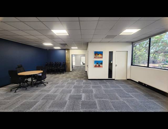 412M² OFFICE TO LET IN HOUGHTON ESTATE